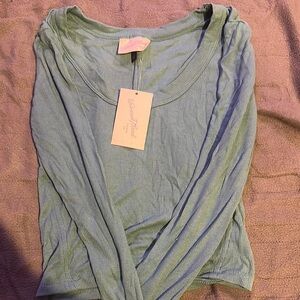 Women's Green Top